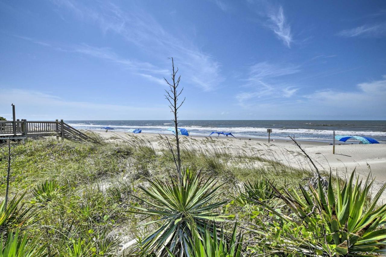 Oak Island Beach Abode With Deck Walk To Shore! Экстерьер фото